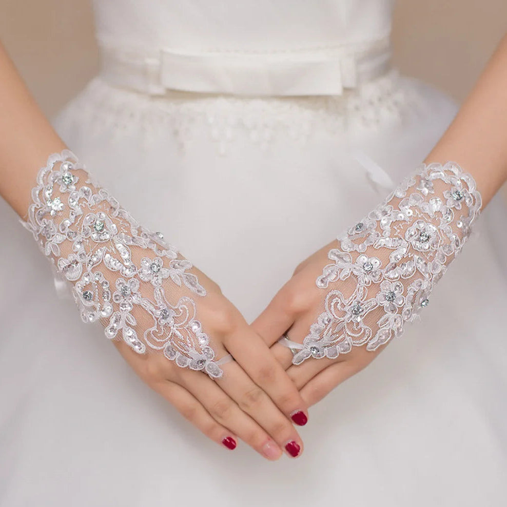 Ivory Lace Bridal Gloves