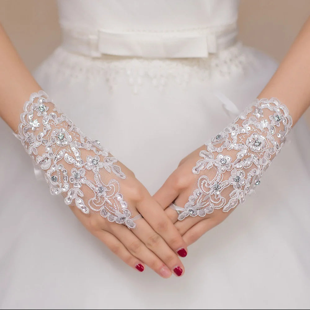 Ivory Lace Bridal Gloves