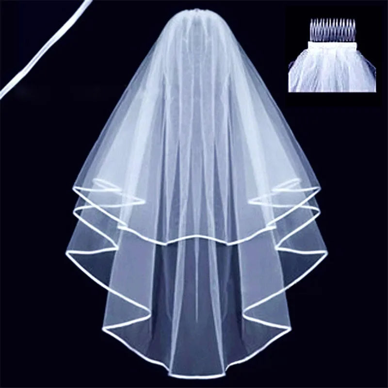 Short Tulle Bridal Veil with Comb