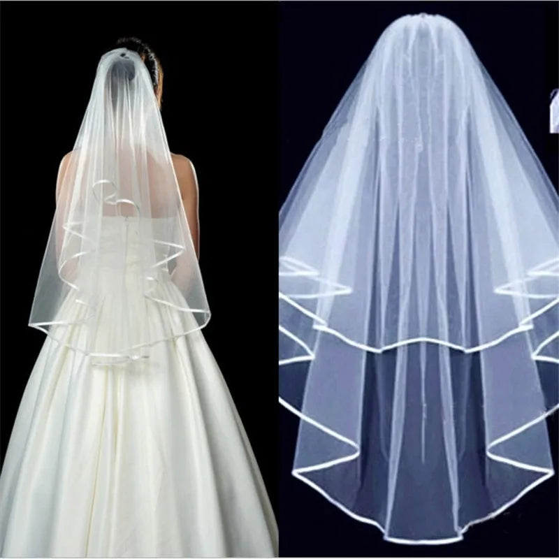 Short Tulle Bridal Veil with Comb