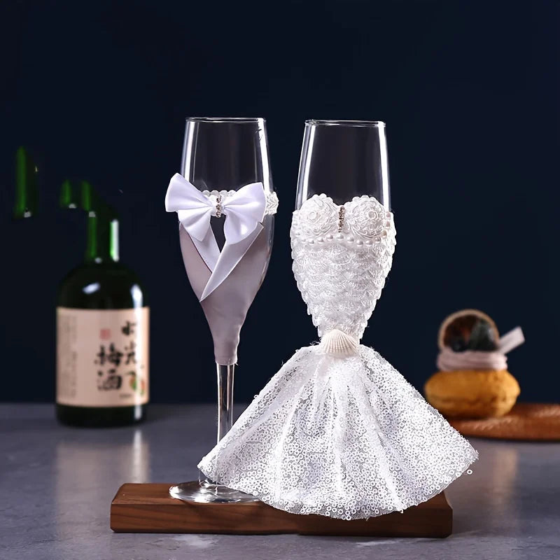 Bride & Groom Champagne Glasses