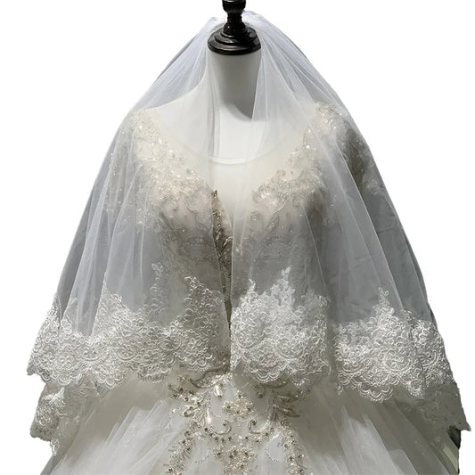 Two-Tier Fingertip Wedding Veil with Comb – Elegant Bridal Veil for Ceremony