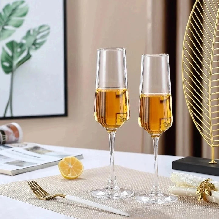 Personalized Mr & Mrs Champagne Flutes