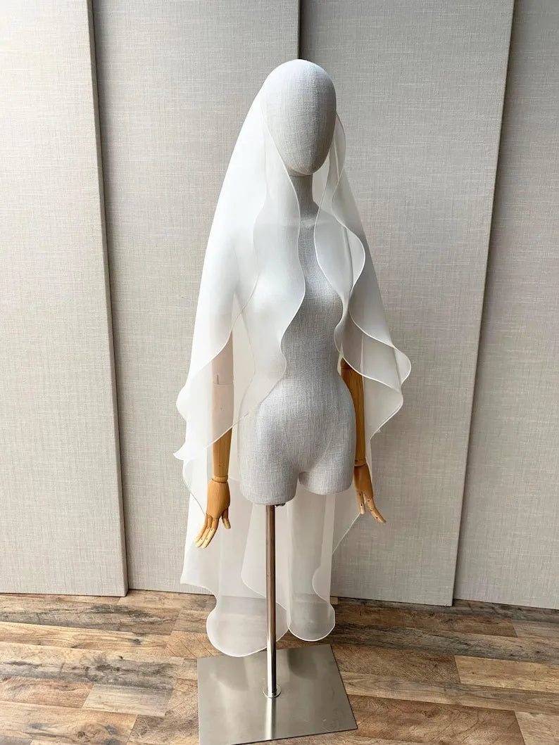 Curled Edge Double Layer Veil