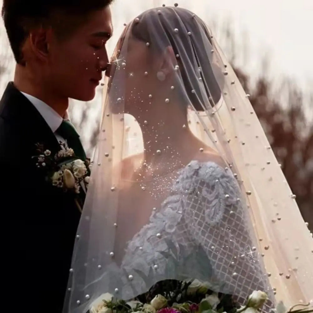 Face-Covered Long Bridal Veil