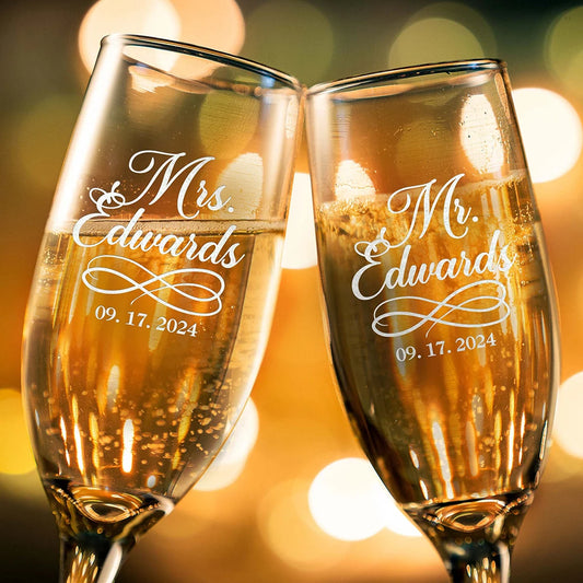 Personalized Mr & Mrs Champagne Flutes – Custom Bride & Groom Wedding Gift (Set of 2)