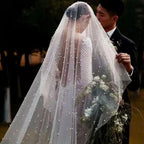 Face-Covered Long Bridal Veil